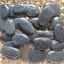 Load image into Gallery viewer, Small Black Kiwanee Natural Stone Engraving